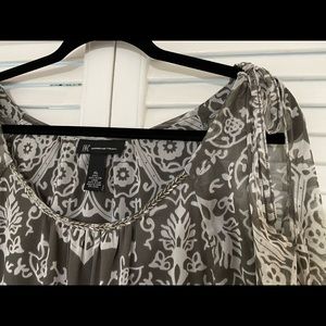 Cold Shoulder lined top